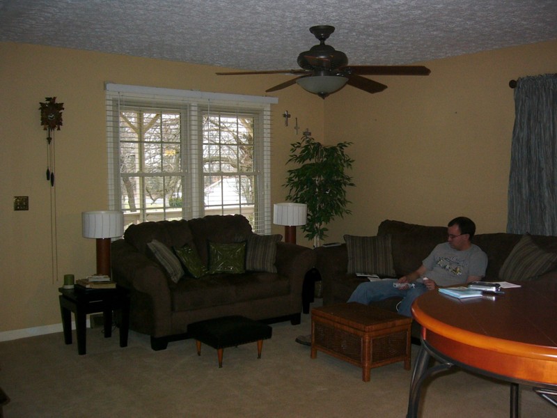 Living Room.JPG